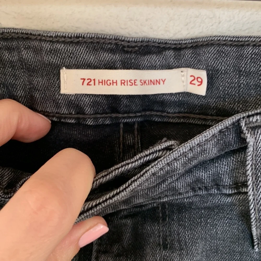 Levi’s high rise skinny black wash denim jeans - Picture 6 of 8